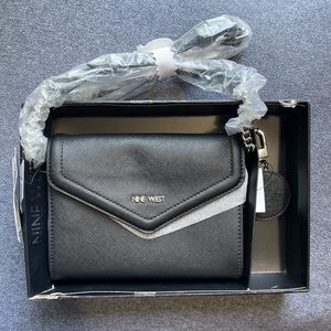 Nine West black crossbody purse NWT